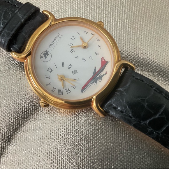 Vintage Northwest Airlines Dual Time Zone Watch - Picture 1 of 8